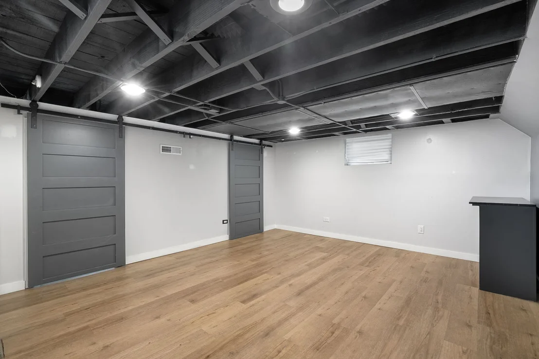 Photo of 4237 Park Avenue