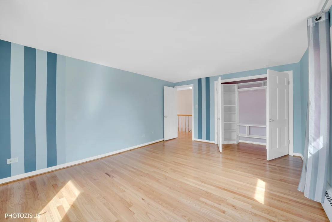Photo of 3235 Robincrest Drive