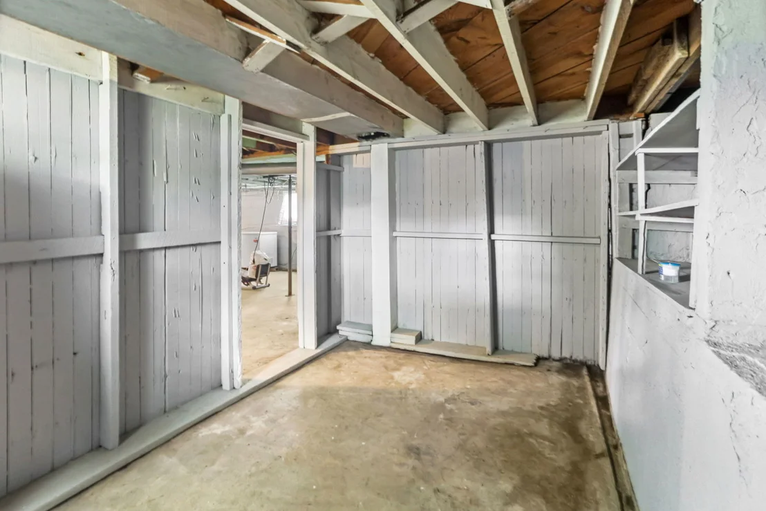 Photo of 1005 W 7th Street