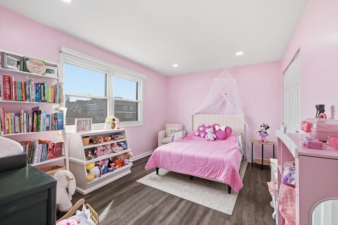 Photo of 805 Sutton Drive