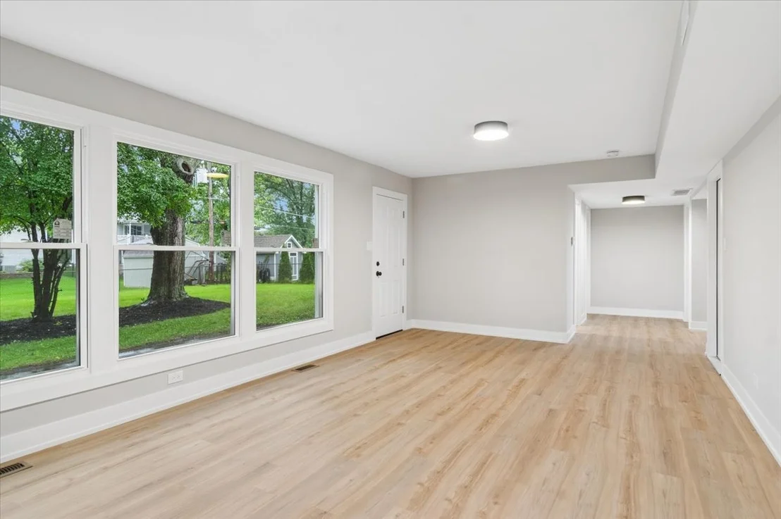Photo of 1075 Lancaster Court