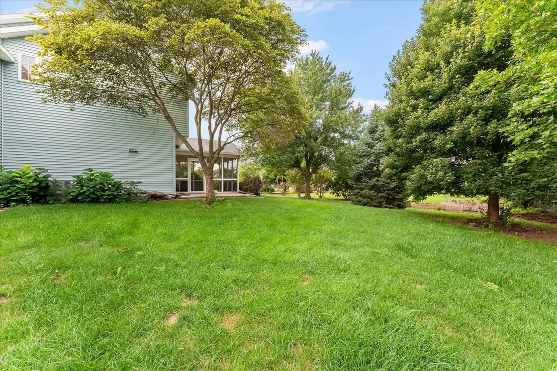 Photo of 1703 Deer Run Drive
