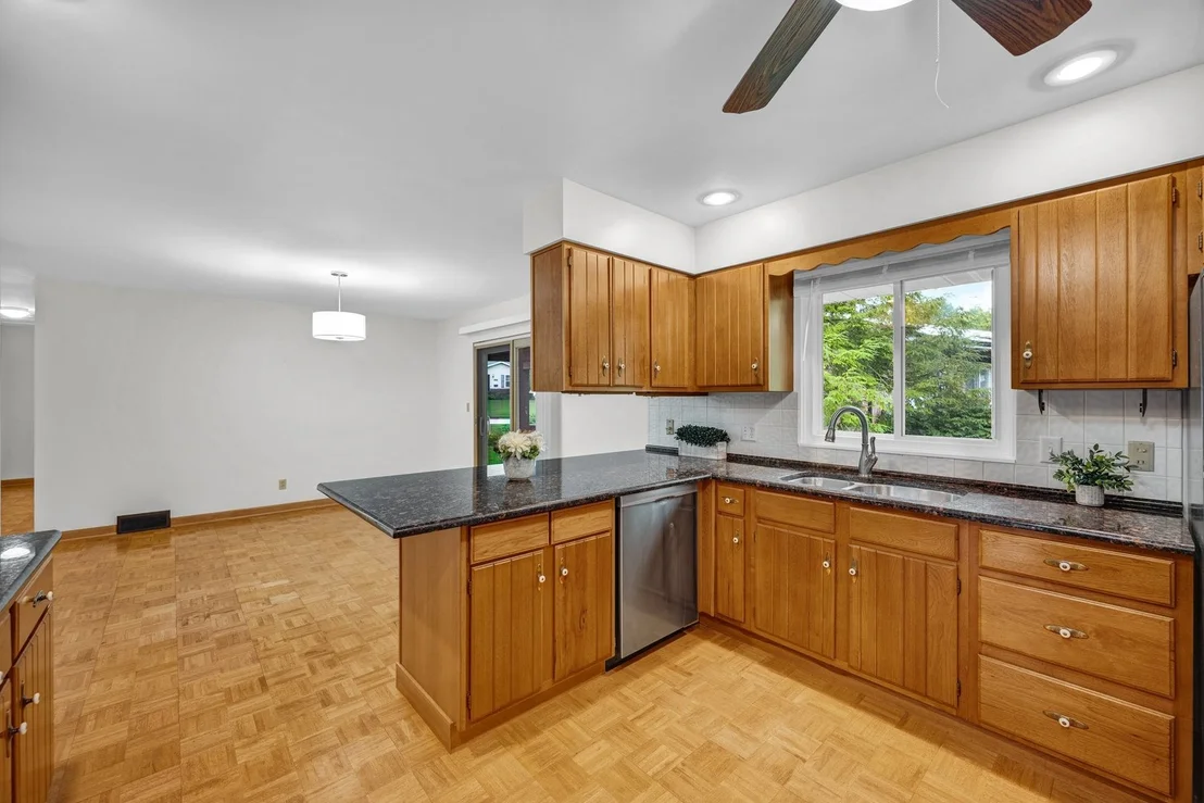 Photo of 221 Hillside Lane