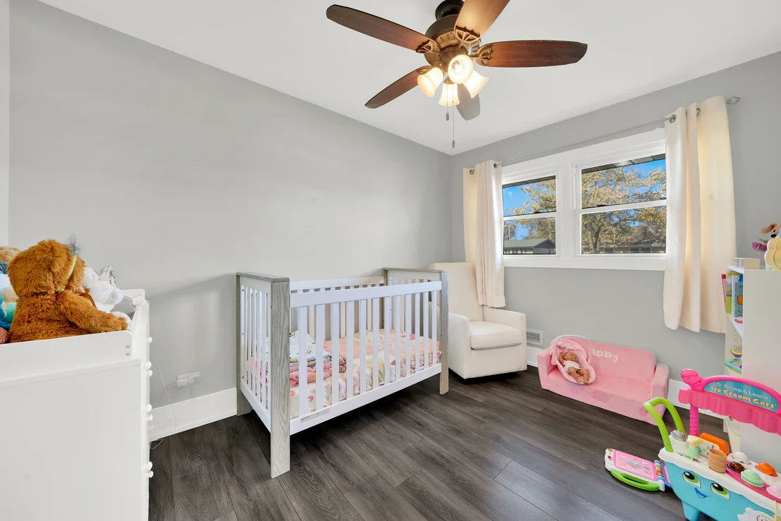Photo of 19 Mohawk Drive