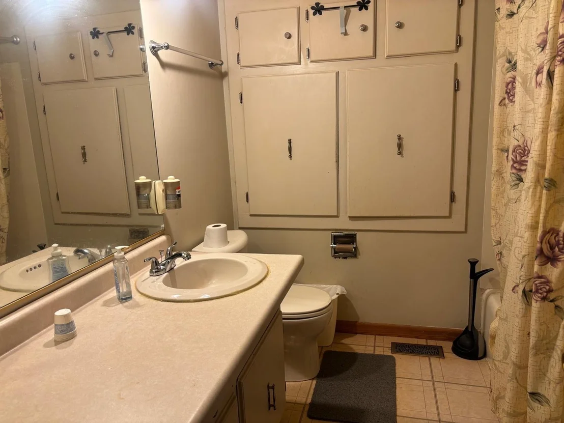 Photo of 337 Hazel Drive