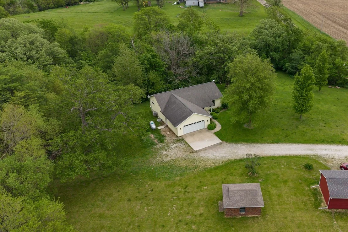 Photo of 2662 Evans Road