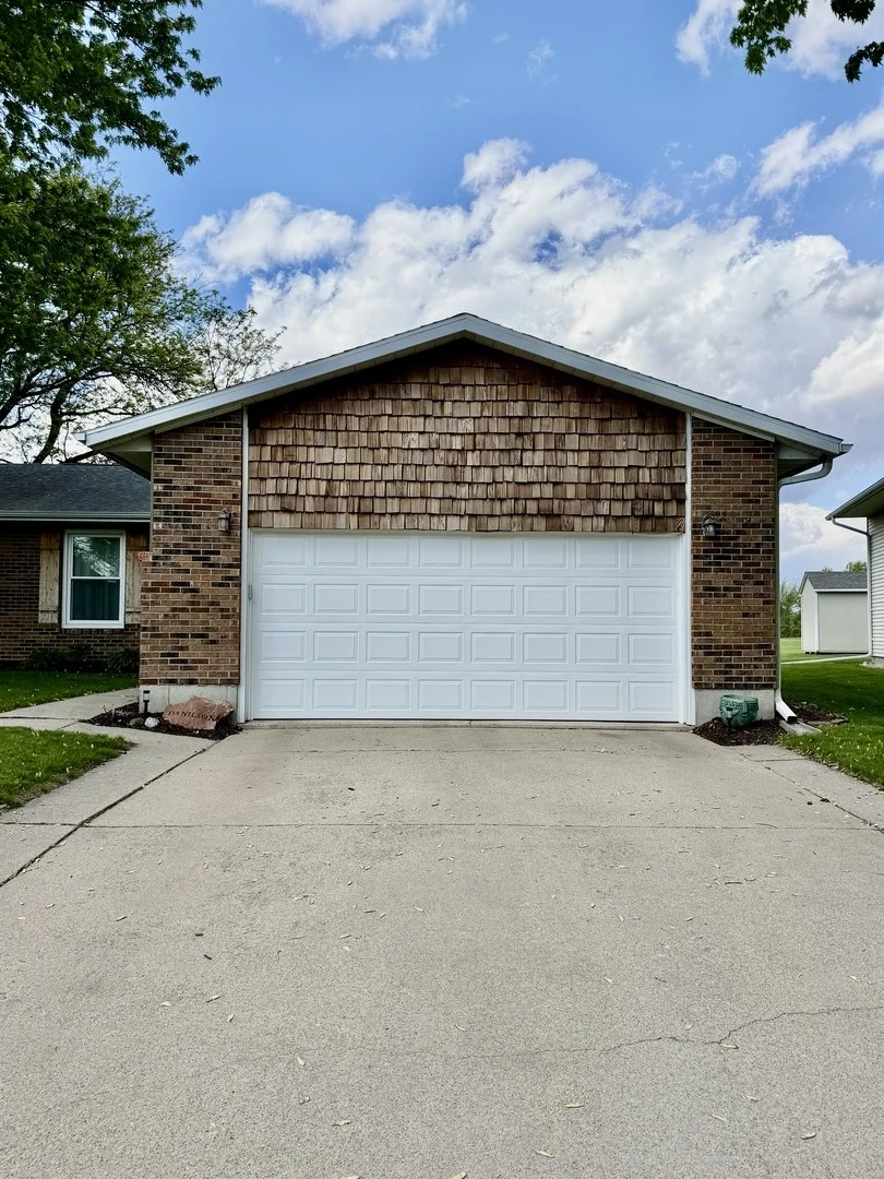 Photo of 608 Greenridge Drive