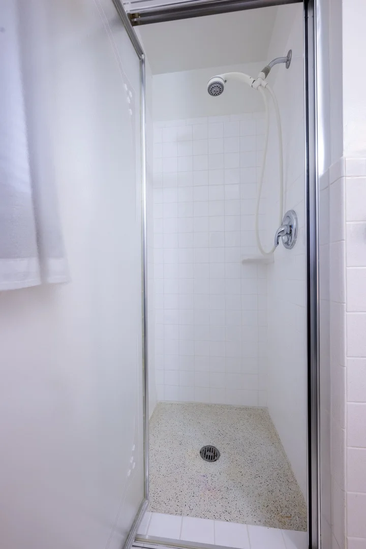 Photo of 801 Oakcrest Drive