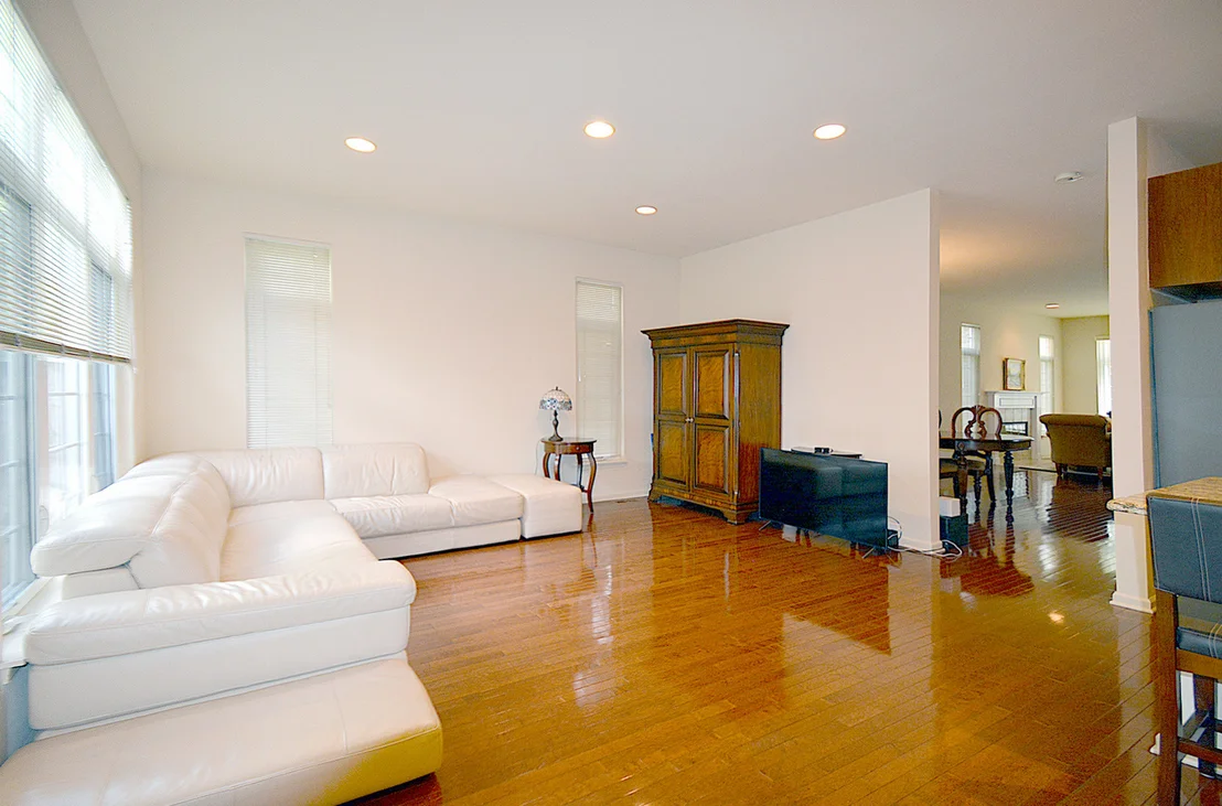 Photo of 4270 Linden Tree Lane