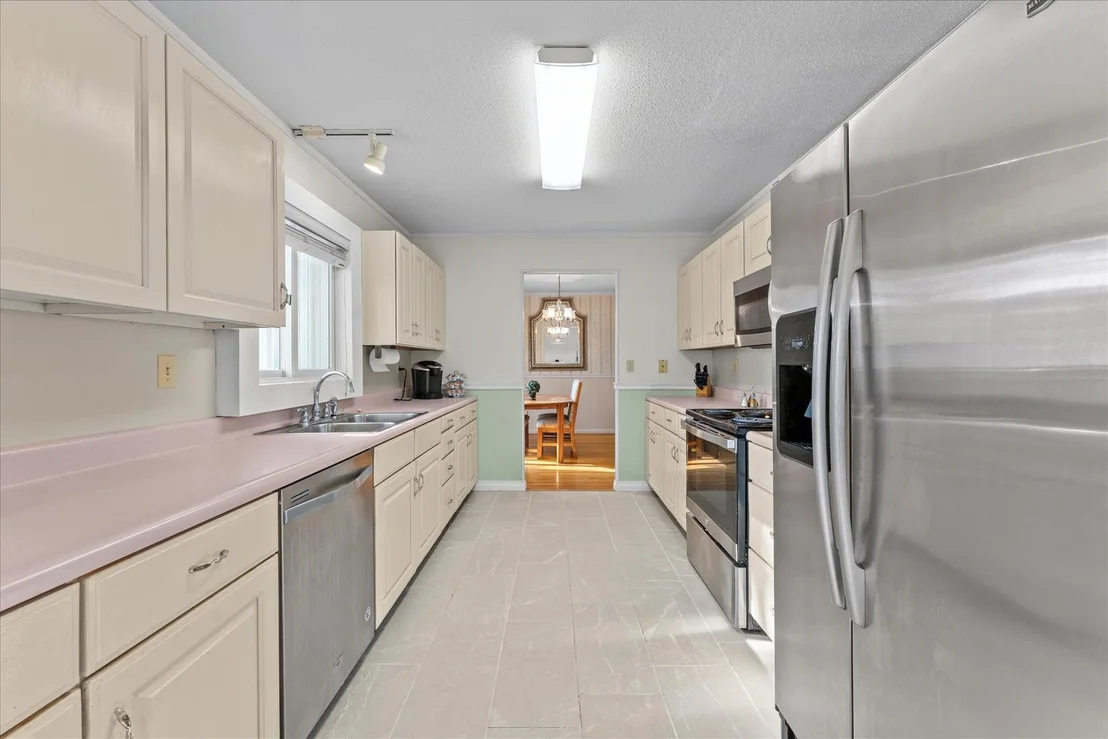 Photo of 1708 Oak Park Drive