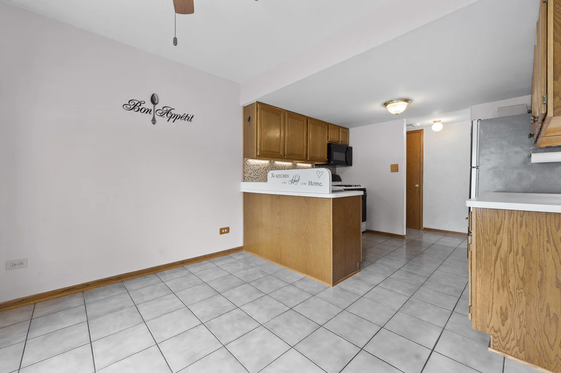 Photo of 1464 Root Street