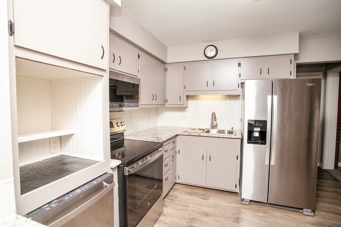 Photo of 9 Riser Avenue