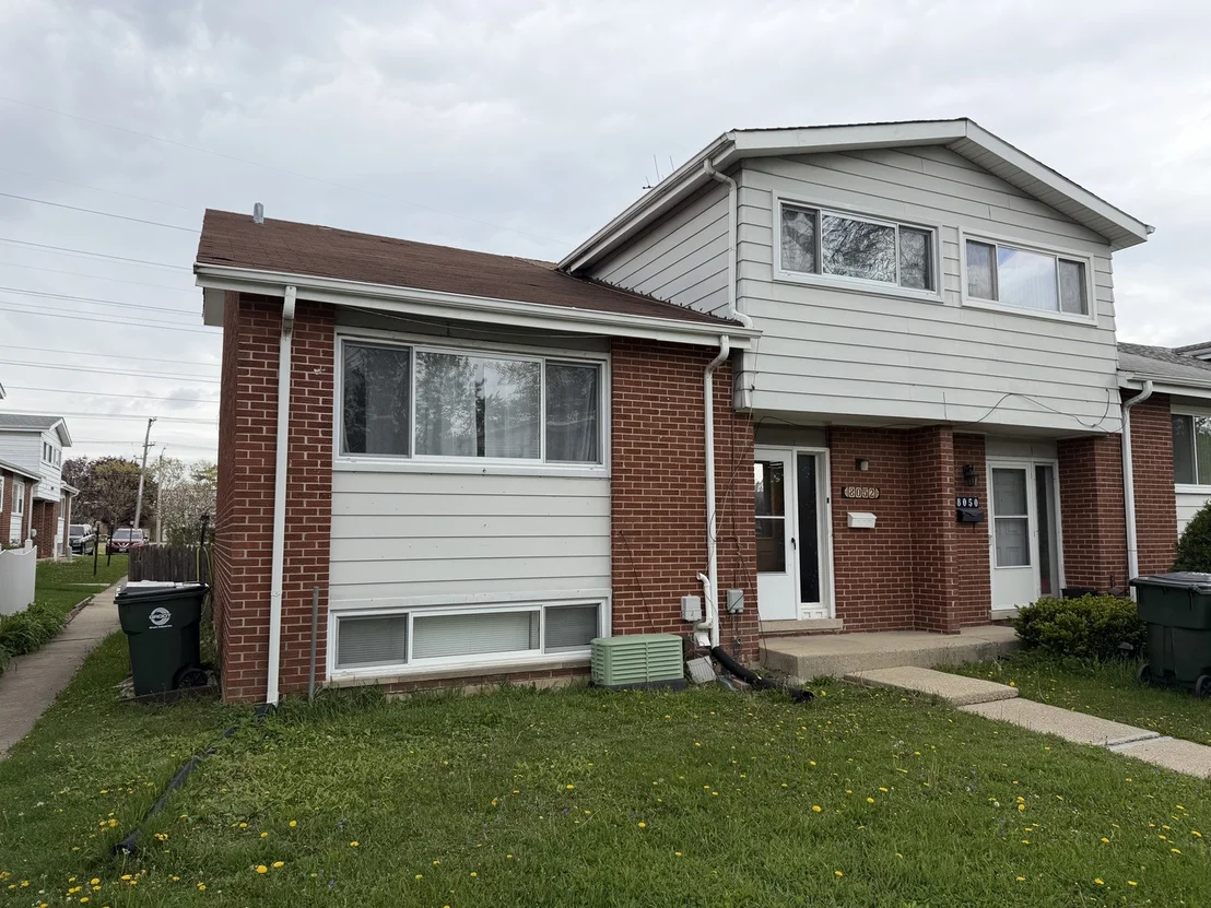 Photo of 8052 W Lyons Street