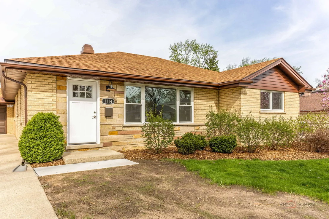 Photo of 1114 Hewitt Drive