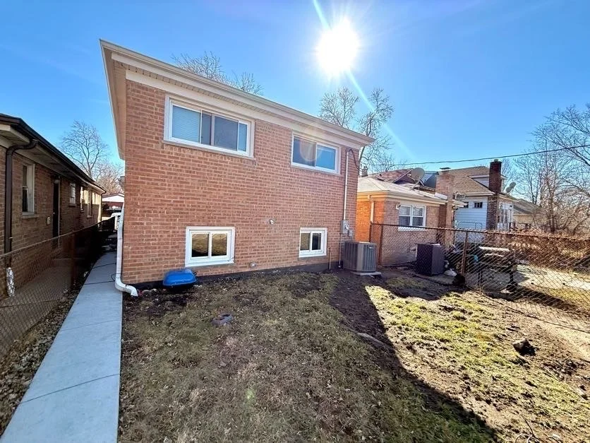 Photo of 1338 W 108th Place