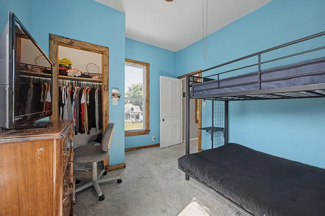 Photo of 111 7th Street