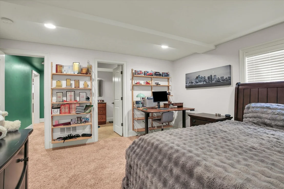 Photo of 4905 Peifer Lane