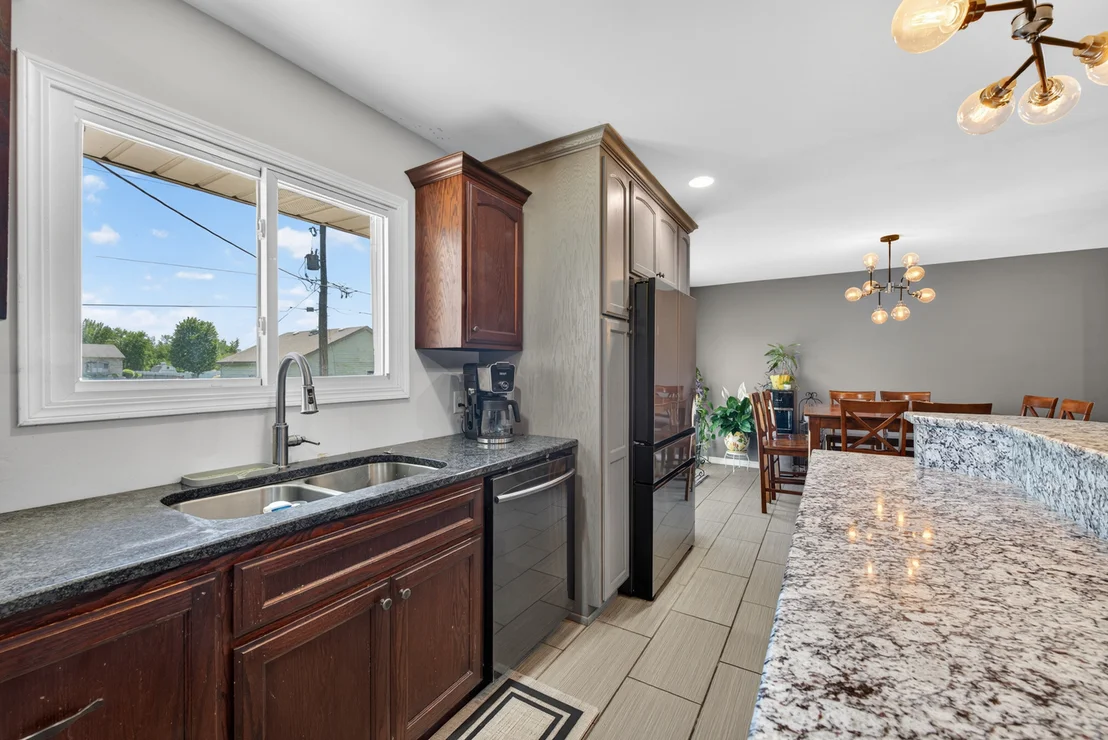 Photo of 6395 PINE BLUFF Road