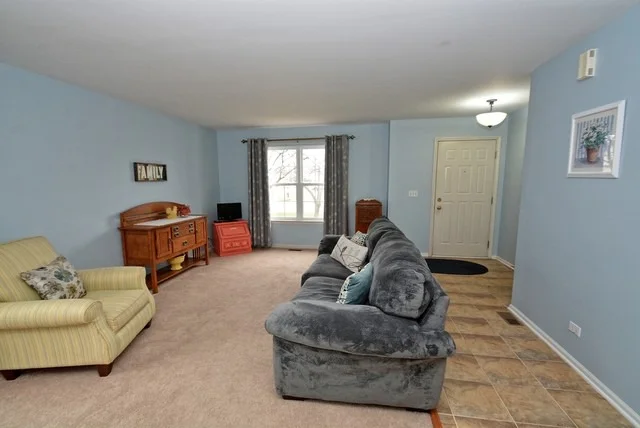 Photo of 620 Ryegrass Trail