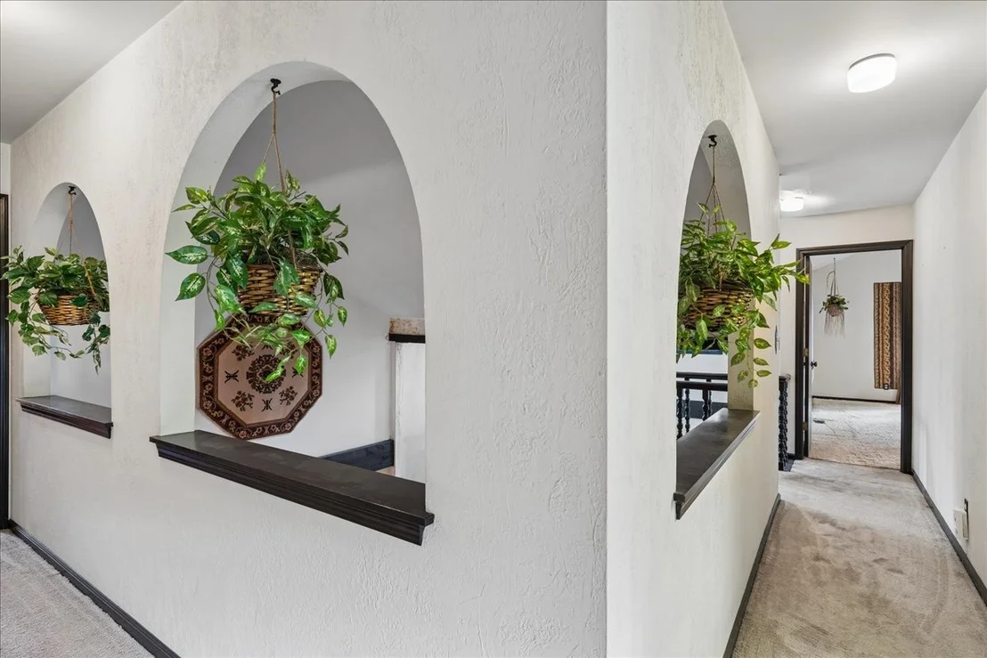 Photo of 13N200 Wedgewood Drive
