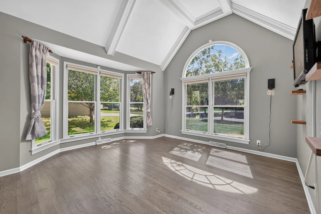 Photo of 305 Windsor Circle