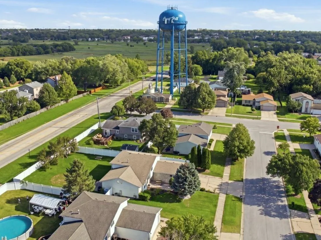 Photo of 2010 WATERTOWER Place