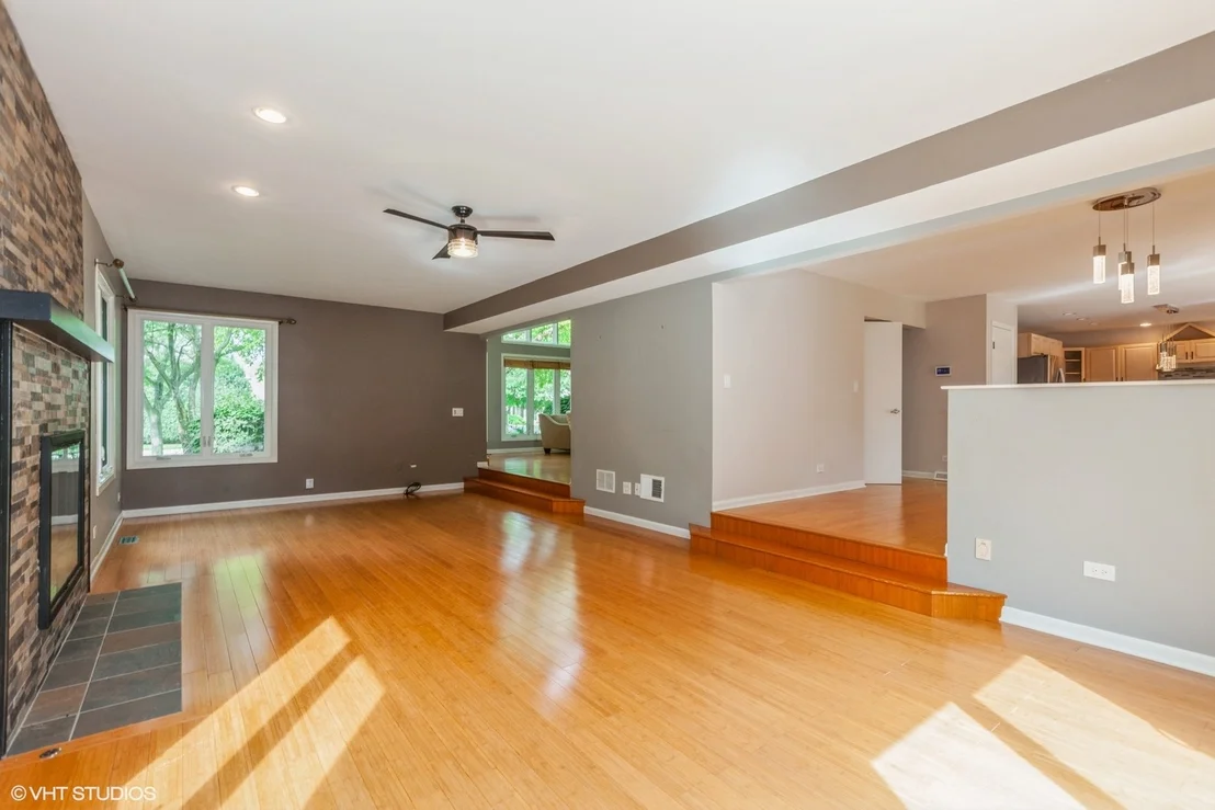 Photo of 954 Black Walnut Drive