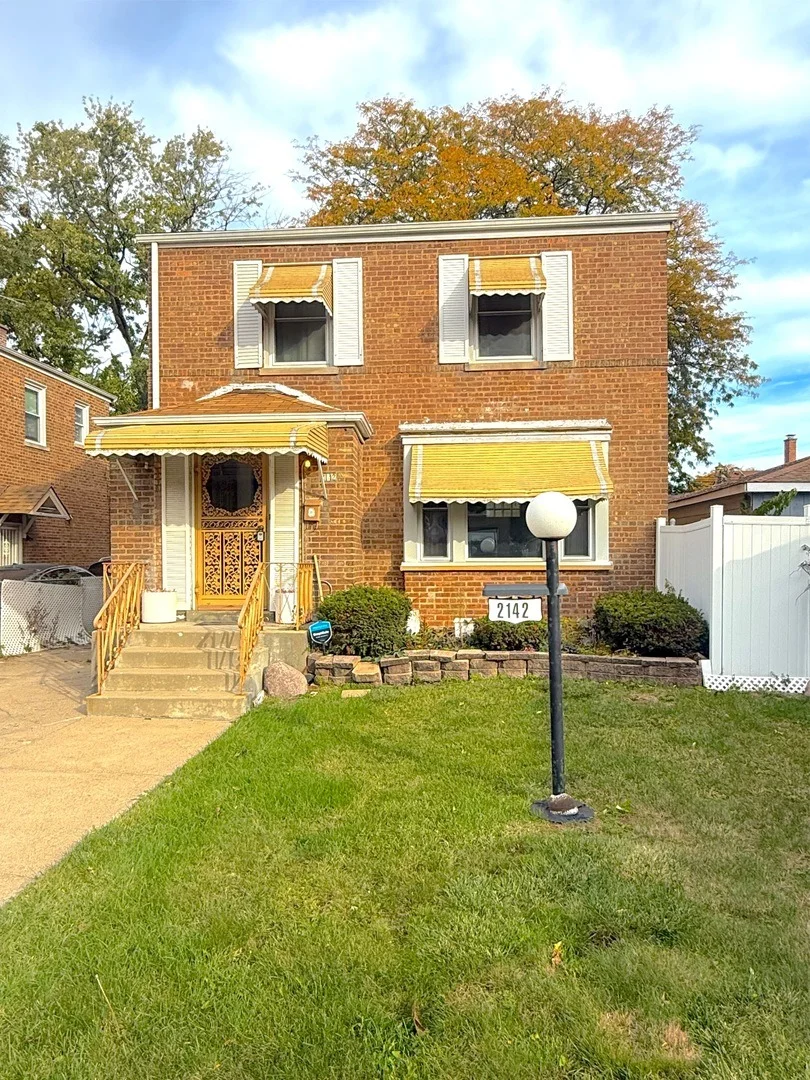 Photo of 2142 W 77th Place
