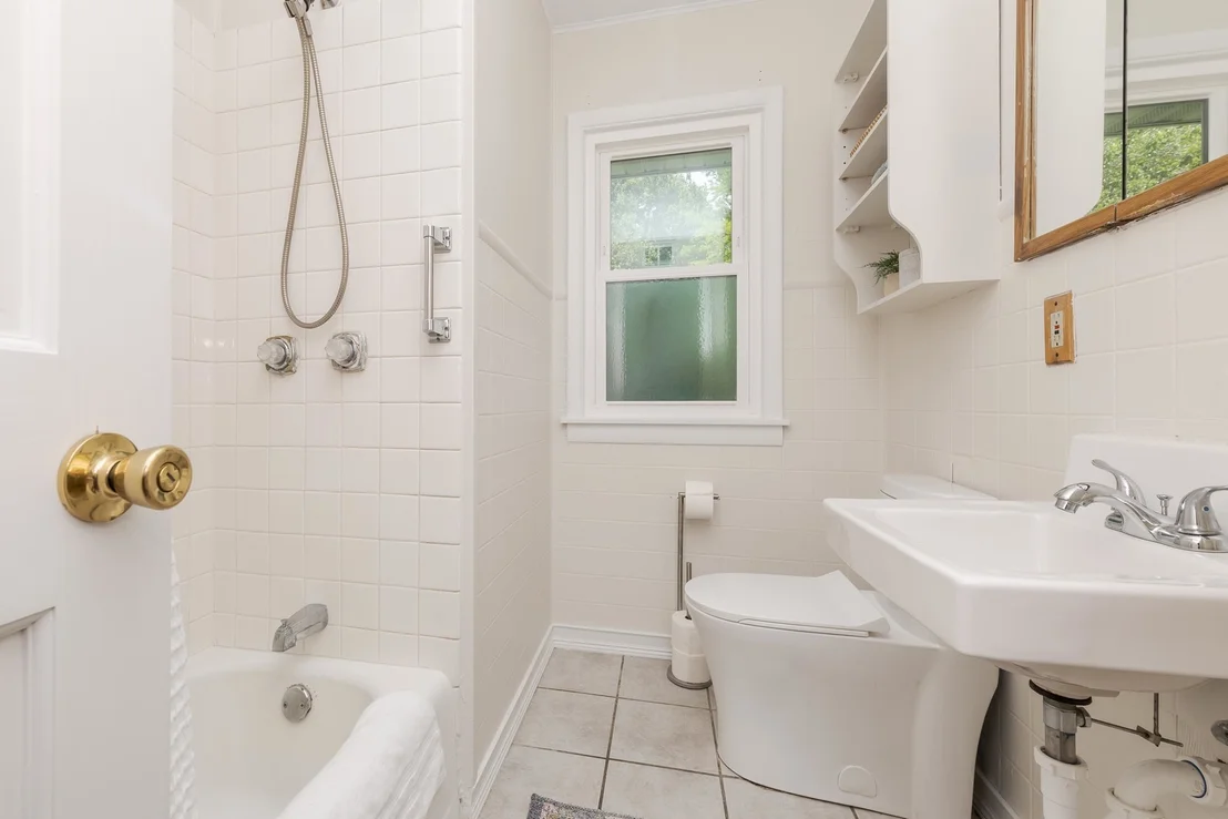 Photo of 906 Fairchild Avenue