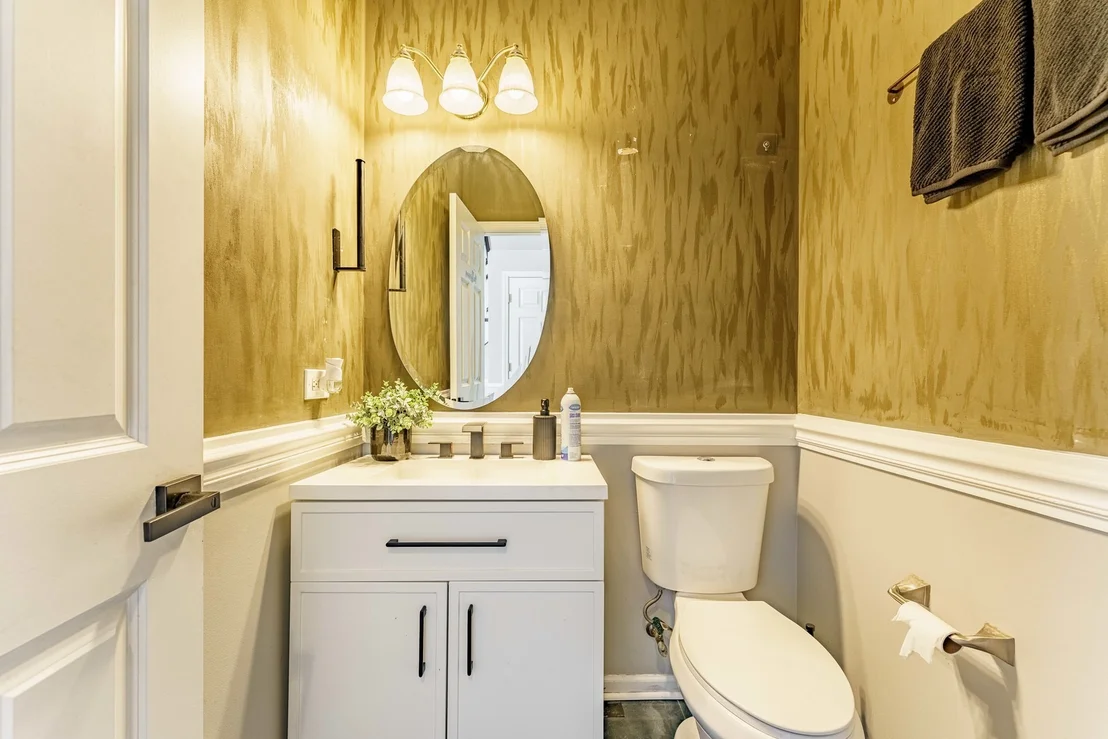 Photo of 926 Edgewood Drive