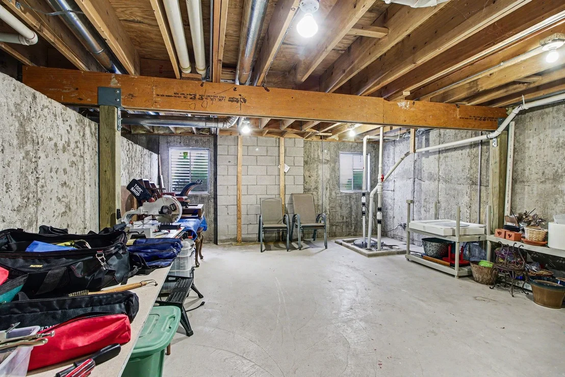 Photo of 860 Kenton Road