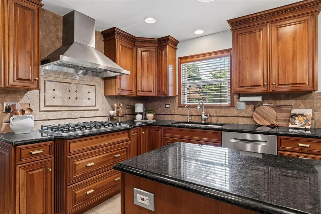Photo of 1325 Deerfield Lane