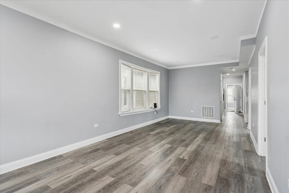 Photo of 1509 W 72nd Place