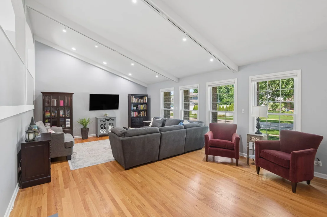 Photo of 3923 Rutgers Lane
