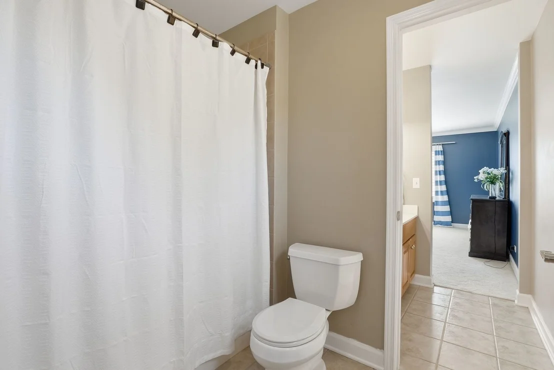 Photo of 3212 Rollingridge Road