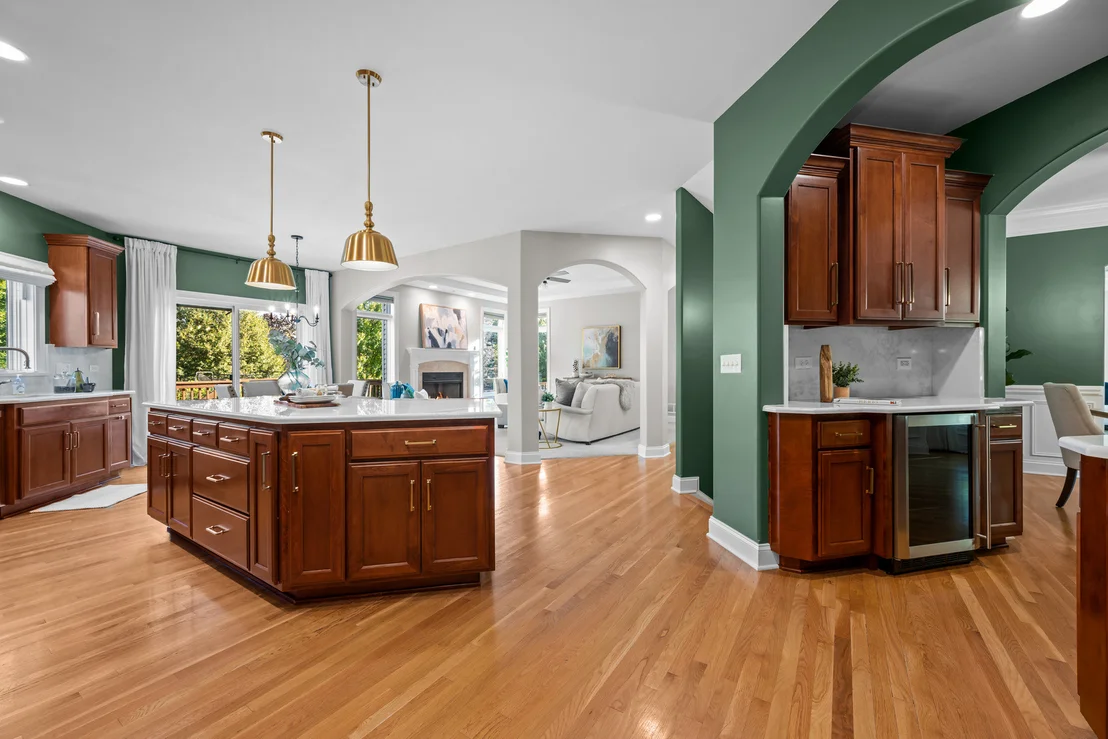Photo of 402 Deerfield Drive