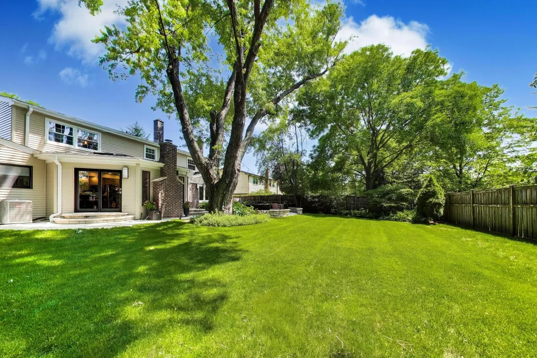 Photo of 3139 HEMLOCK Lane