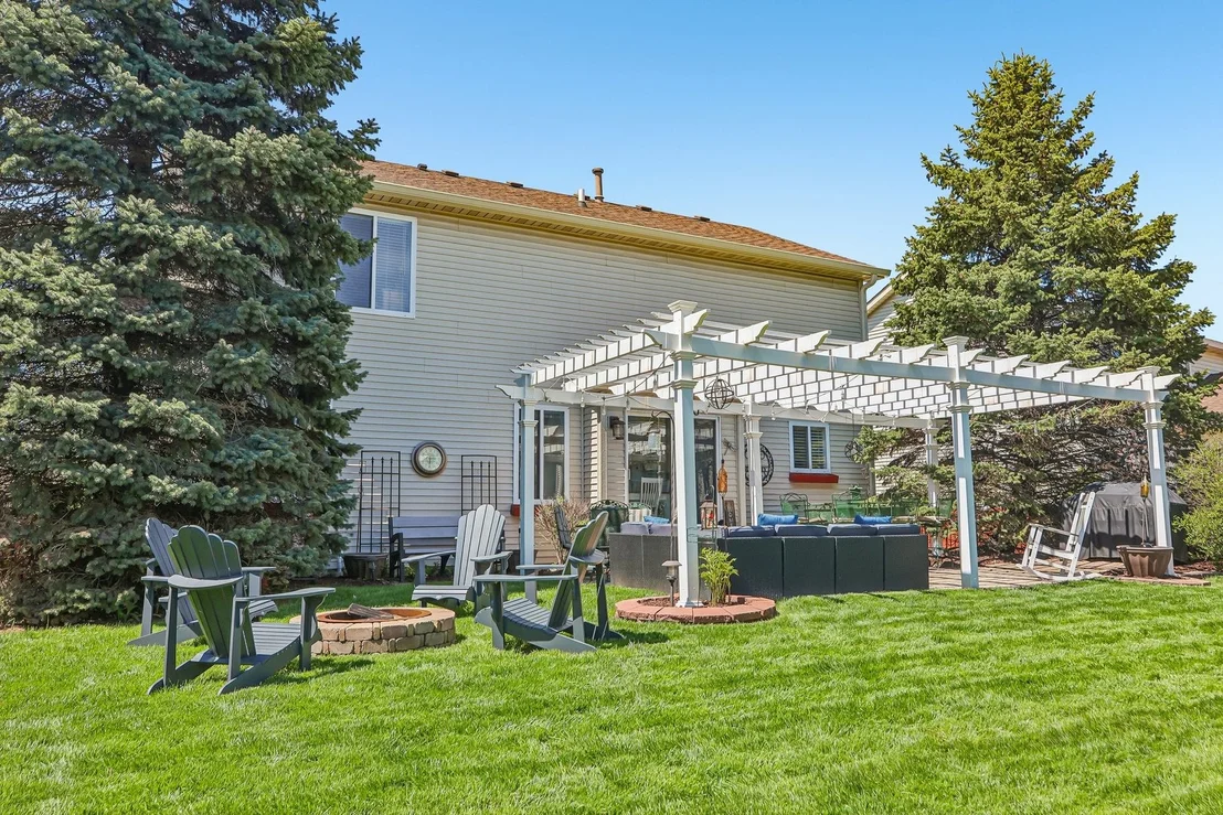 Photo of 806 Meadowridge Drive