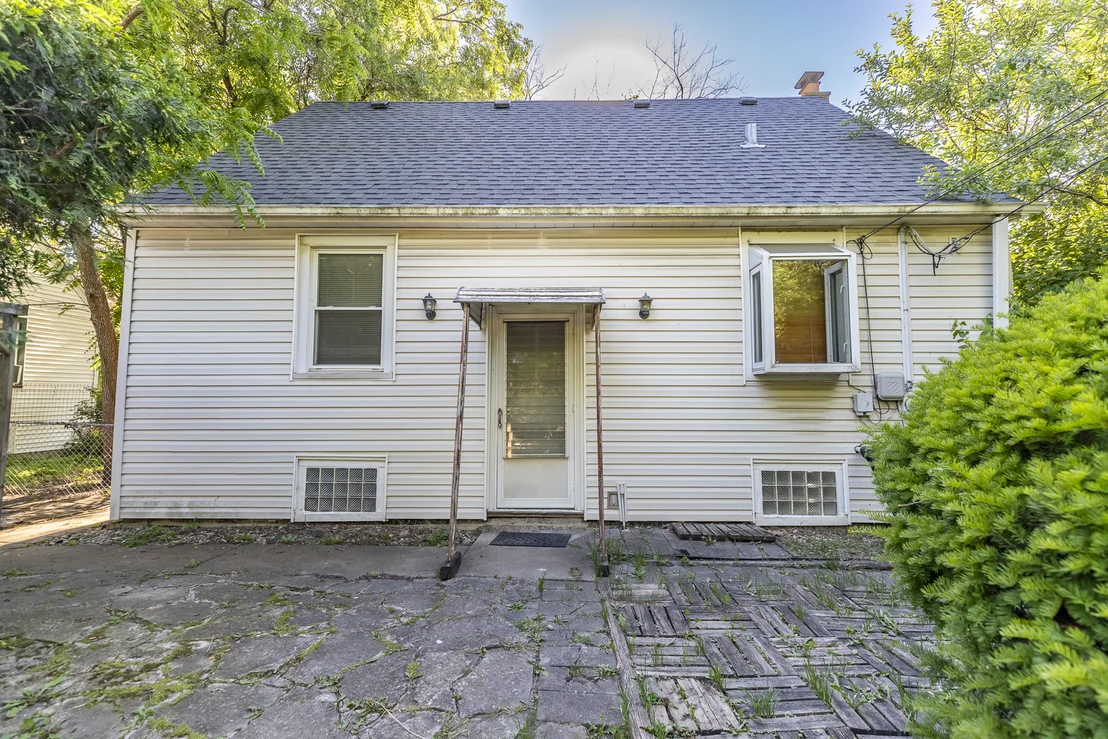 Photo of 17633 Roy Street