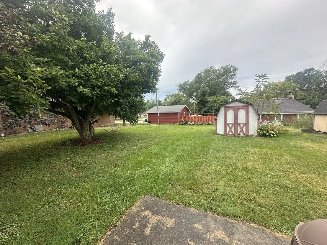 Photo of 828 WARNER Avenue