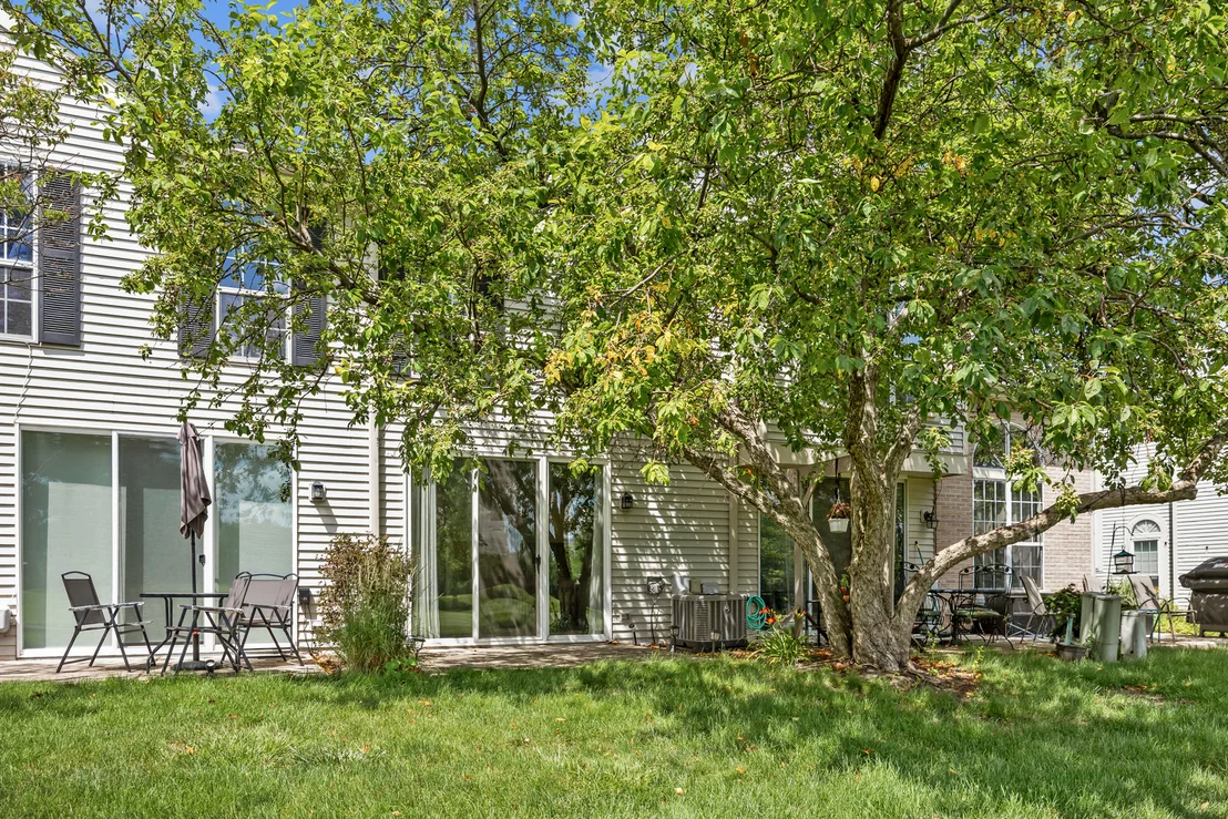 Photo of 121 Golfview Drive