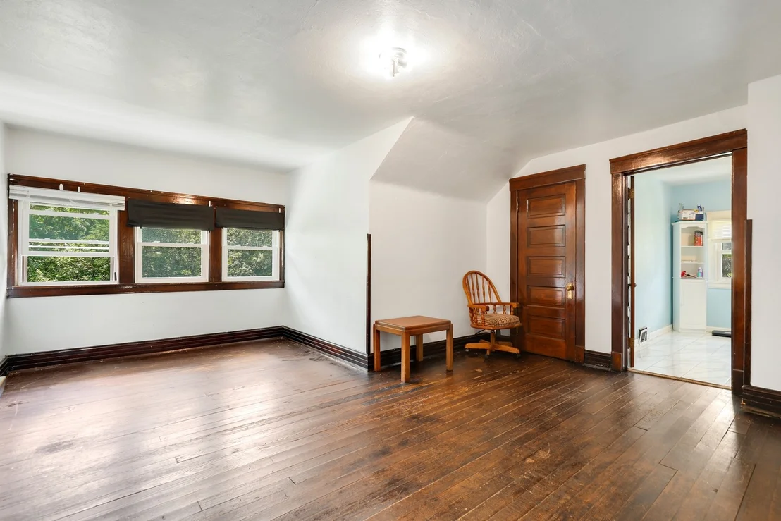 Photo of 1506 Hawthorne Drive