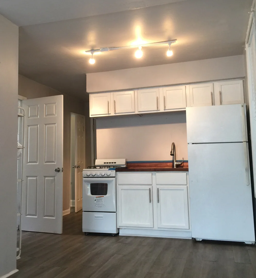 Photo of 2862 W 22nd Place