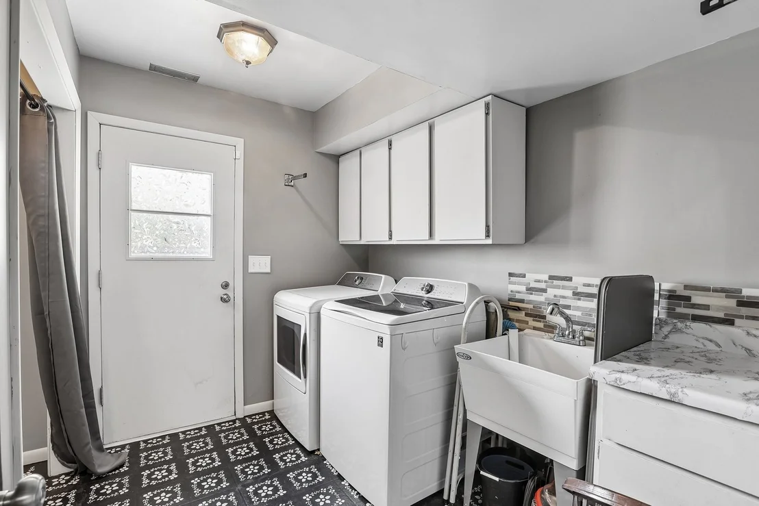 Photo of 523 Maplewood Drive