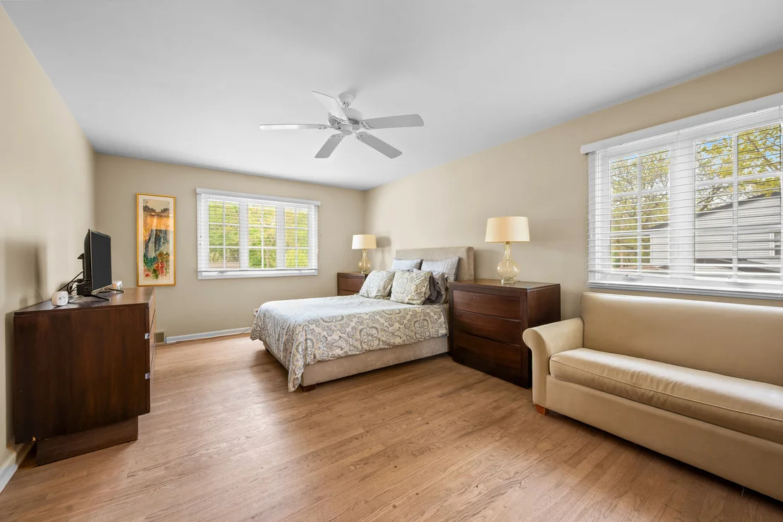 Photo of 3142 Hemlock Lane