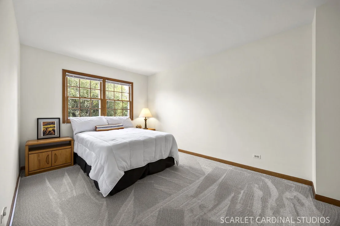 Photo of 1119 Book Road