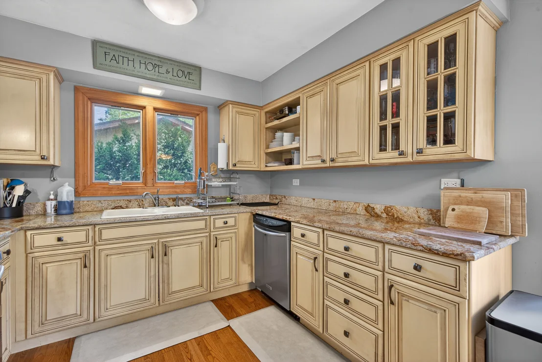 Photo of 712 Pawnee Lane