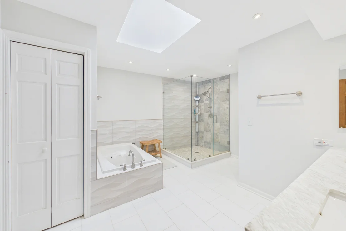 Photo of 122 Deepwood Road