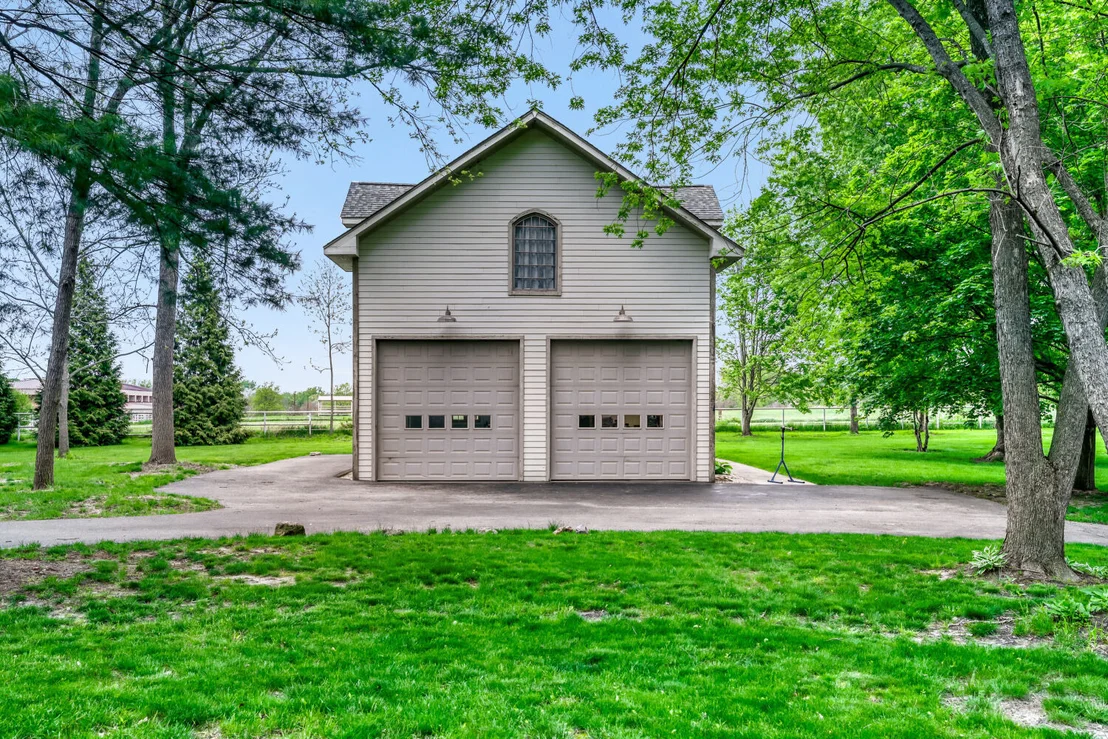 Photo of 39W526 Lori Lane