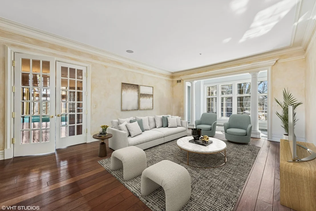 Photo of 560 Oak Knoll Road